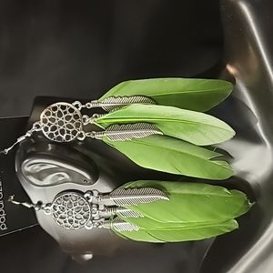 Feather 🪶 In your wildest dream catchers Green Earrings  Silver  Rare Find